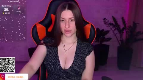 Snapshot of elinkalove chatting on September 15, 7:15 pm Elina online show from September 15, 7:15 pm