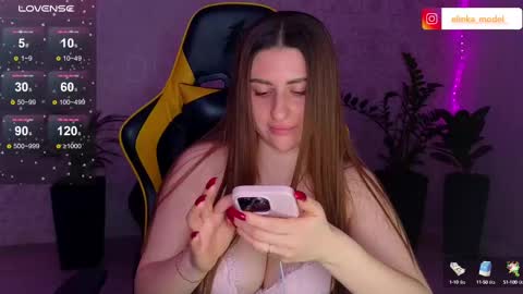 Snapshot of elinkalove chatting on February 28, 9:55 pm Elina online show from February 28, 9:55 pm