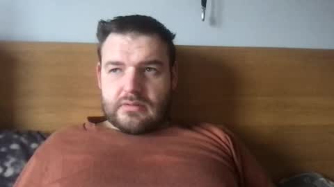 Snapshot of eliot26 chatting on March 10, 10:07 am e26 online show from March 10, 10:07 am