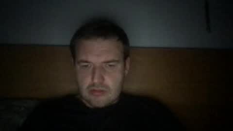 Snapshot of eliot26 chatting on October 22, 8:10 pm e26 online show from October 22, 8:10 pm