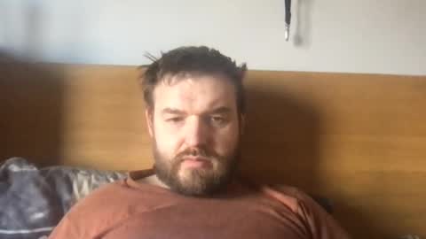Snapshot of eliot26 chatting on February 1, 11:42 am e26 online show from February 1, 11:42 am