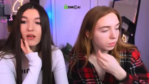 elis_sunny online show from March 2, 12:56 pm