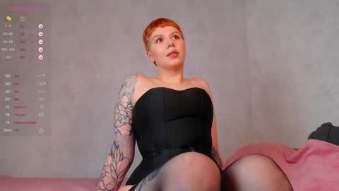 elise_day online show from May 20, 12:44 pm