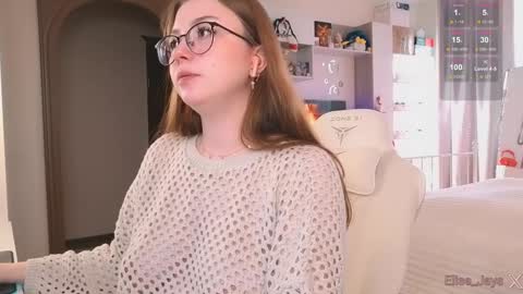 Snapshot of elisejays chatting on October 3, 1:08 pm Elise online show from October 3, 1:08 pm