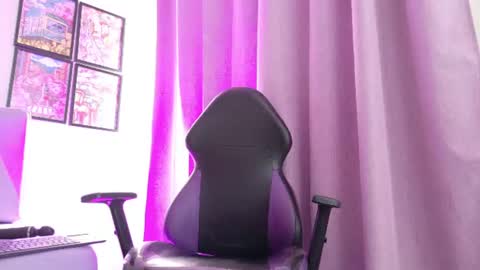 elissa_sexygirl online show from June 12, 12:59 pm