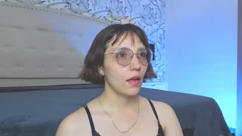 Eliza online show from March 14, 7:51 pm