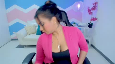 Elizabeth  online show from April 22, 12:34 pm