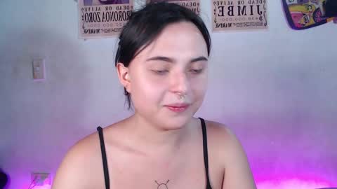 Snapshot of elizabeth_taylorxxx chatting on February 14, 1:23 am Elizabeth Taylor online show from February 14, 1:23 am