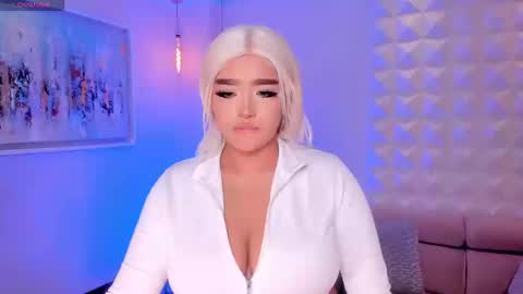 Snapshot of elizabethbennett_ chatting on September 10, 7:48 pm Call me Eli online show from September 10, 7:48 pm