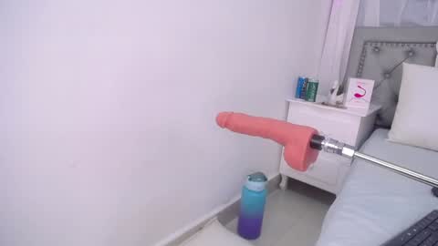 ELIZABETH online show from December 8, 9:57 am