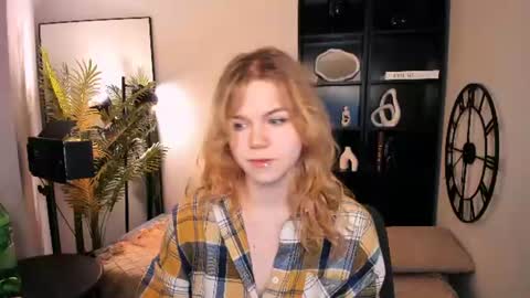 Elizabeth online show from June 27, 5:35 am