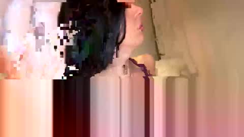 Snapshot of elizaday388 chatting on October 16, 7:30 am elizaday388 online show from October 16, 7:30 am