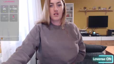 Ella  Max online show from October 5, 6:00 am