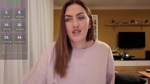 Ella  Max online show from December 1, 6:44 am