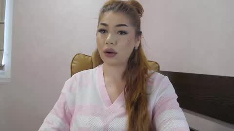 Ella online show from June 4, 5:57 am