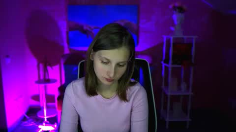 Snapshot of ellahorton chatting on October 11, 12:43 pm Ella online show from October 11, 12:43 pm