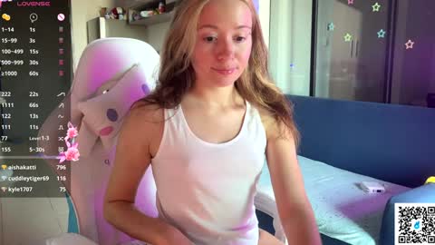 Snapshot of ellcrys chatting on January 29, 10:48 am im Elsa lets go Subscribe to my OF and Youtube -35 online show from January 29, 10:48 am