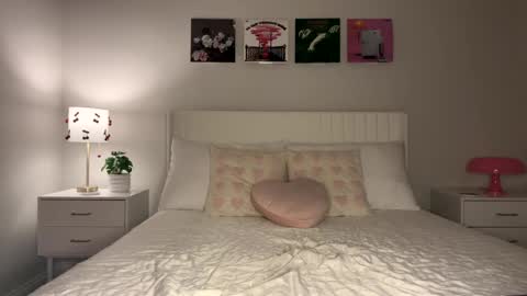 Ellebby7 online show from February 22, 3:45 am