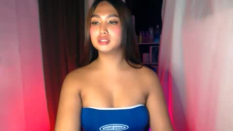 ellie online show from May 18, 1:26 am