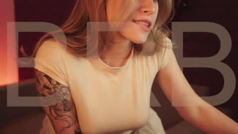 elliecutes online show from April 7, 5:53 am