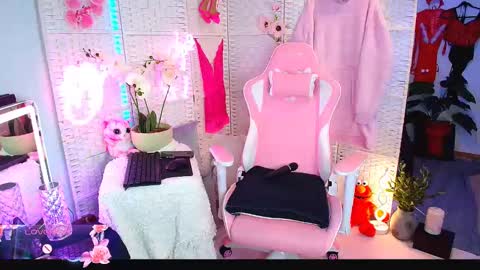 EllieKarr online show from February 24, 10:47 pm