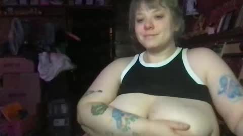 Ellie Louise online show from March 23, 7:52 pm