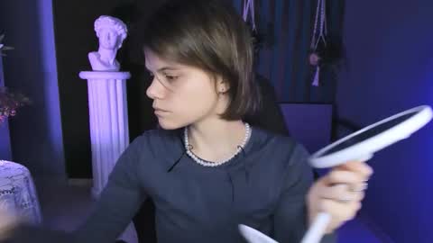 Snapshot of elliemurler chatting on October 17, 9:13 am elliemurler online show from October 17, 9:13 am