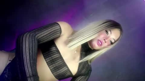 KARINA online show from December 19, 6:01 pm