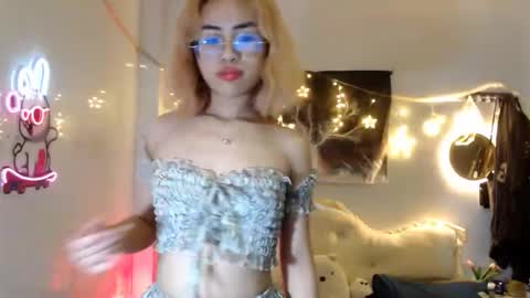 ellieyun online show from September 30, 12:37 pm