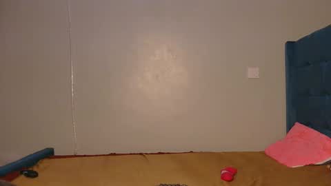 elllanna online show from March 3, 1:51 pm