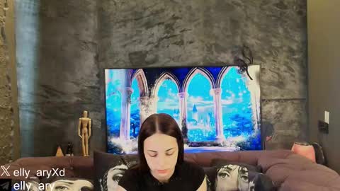 elly_ary online show from March 19, 10:58 pm