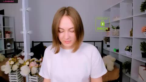 elma_lily online show from November 28, 7:48 am