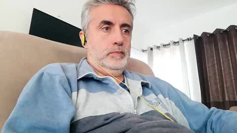 fer online show from January 13, 3:04 pm