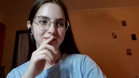 Kate online show from May 8, 2:12 pm
