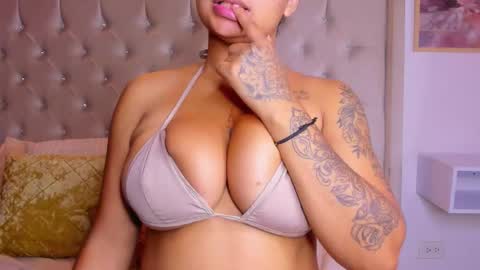 Maya online show from February 7, 12:08 pm