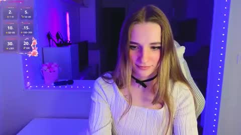 elsa_cute1 online show from March 15, 11:30 pm