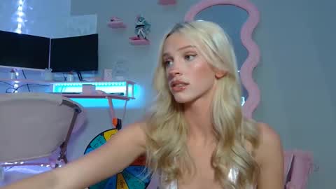 elsa_may online show from March 3, 1:56 am