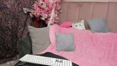 ElvaArno online show from January 20, 5:48 am