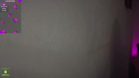 Em1l1a online show from November 6, 1:58 pm