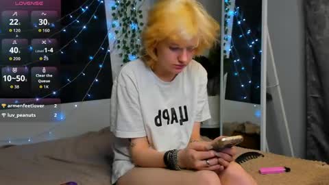 Ember online show from April 30, 8:57 pm