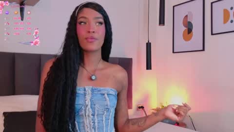 Emely online show from May 25, 10:32 am
