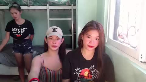 emerald_fuck123 online show from February 24, 8:39 am