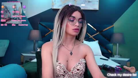 Danna online show from March 10, 2:50 am