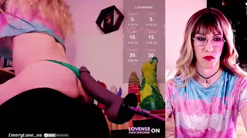 Emery Lune online show from March 12, 5:44 am