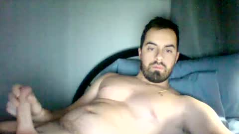 Snapshot of emgee88 chatting on December 5, 12:58 am emgee88 online show from December 5, 12:58 am