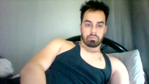 Snapshot of emgee88 chatting on January 8, 7:13 pm emgee88 online show from January 8, 7:13 pm