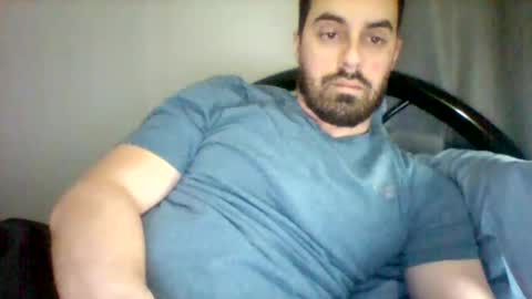 Snapshot of emgee88 chatting on February 24, 11:19 pm emgee88 online show from February 24, 11:19 pm