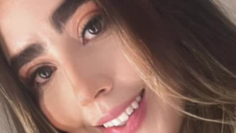 emi_royse online show from April 2, 12:29 am