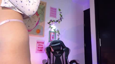     online show from March 19, 1:05 pm