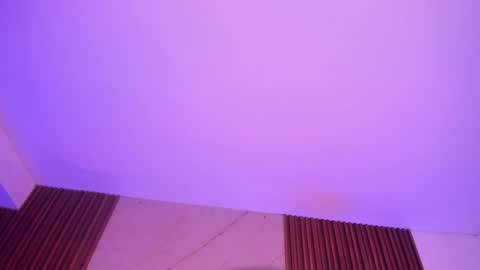   online show from September 9, 1:27 am